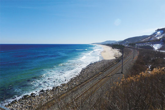 코발트빛 바다가 시원한 동해안.
