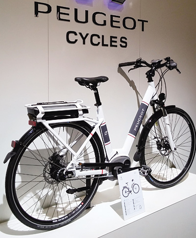 <b>푸조 전기자전거</b> 130년 전 태생이 자전거회사였던 푸조는 이번에 다양한 전기자전거를 전시했다. 자전거회사였던 역사가 푸조의 자부심이다