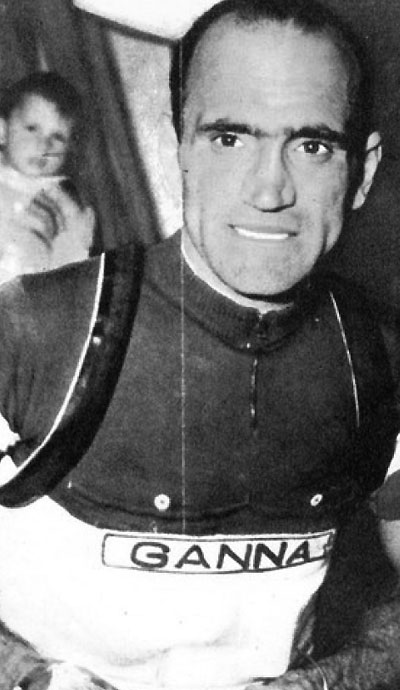 
	1948년 지로 디 이탈리아에서 코피, 바탈리와 치열한 경쟁 끝에 마리아 로자를 입으며 윌리어 트리에스티나의 이름을 널리 알린 피오렌조 마니
