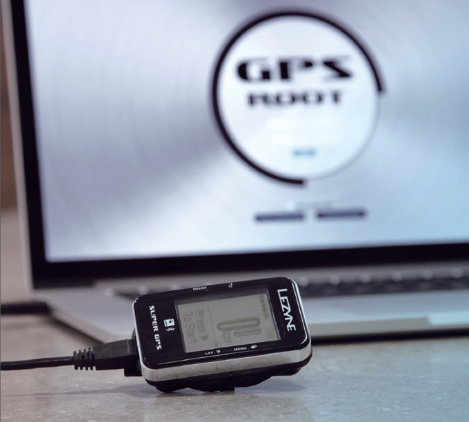 GPS 모델과 컴퓨터, 스마트폰 그리고 GPS 루트 클라우드 서버를 이용해 데이터의 저장 및 연결, 활용을 극대화할 수 있다.