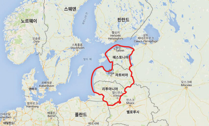 발틱 3국지도. 에스토니아의 탈린에서 라트비아의 리가, 리투아니의 빌뉴스가까지 발틱의길이 표시되어 있다.