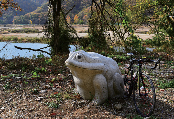 섬강의 이름이 유래한 두꺼비상