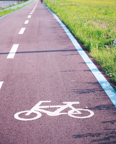 
	전기자전거가 자전거도로를 달리는 일은 이제 시간문제가 됐다

