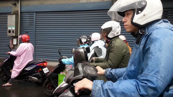 
	자전거 생산대국이지만 정작 자전거 이용이 어려운 타이완의 아침출근길

