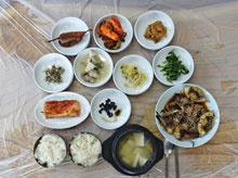 꽃게랑백반식당(함평 학교)