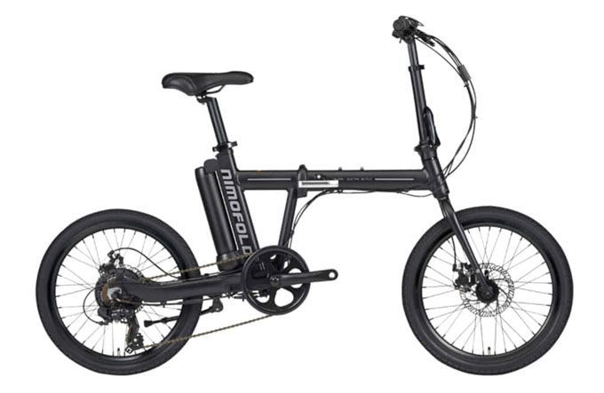 
	종전까지는 대용량의 배터리를 가진 자전거가 많았다. 하지만 2018년 니모 FD의 출시와 인기를 계기로 컴팩트한
전기자전거가 더욱 인기가 높다는 사실이 기정사실화 됐다.
