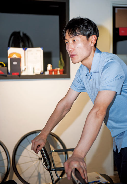 휠랩의 대표이자 공학도이며 MCT 선수인 천소산 씨